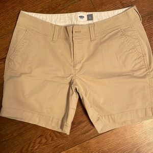 Women’s Old Navy Petite shorts